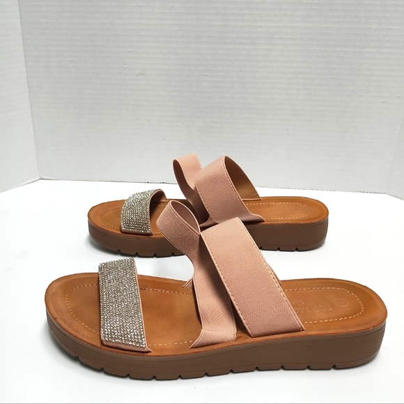 Chic Blush Sandals with Sparkling Strap - Picture 2 of 6